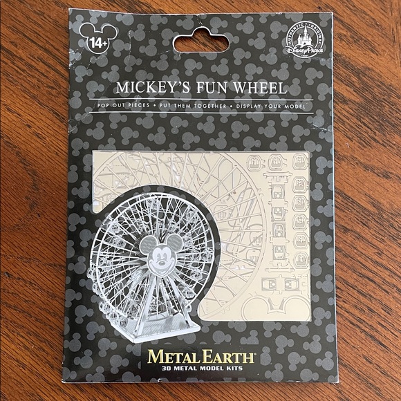 Disney Parks Metal Earth 3D Model Kit - Silver - Picture 1 of 2